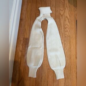 ZARA Women's Knit Ribbed
Turtleneck Arm Warmer Sweater
Size MD Balloon Sleeve